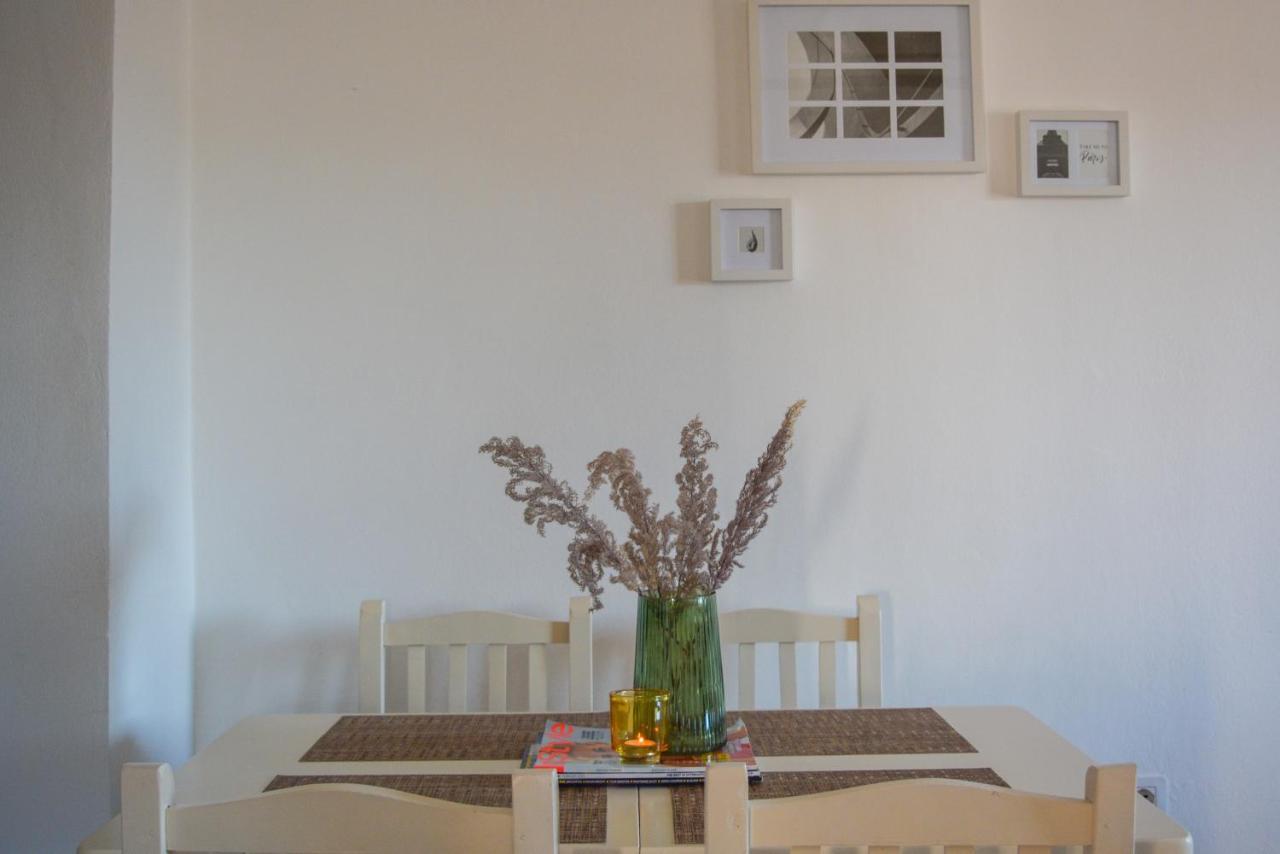 Moraceae Lovely Apartment Tirana Esterno foto